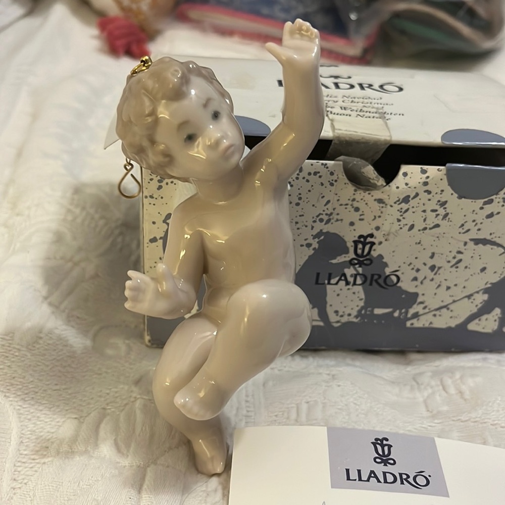 Lladro “Surprised Cherub”
